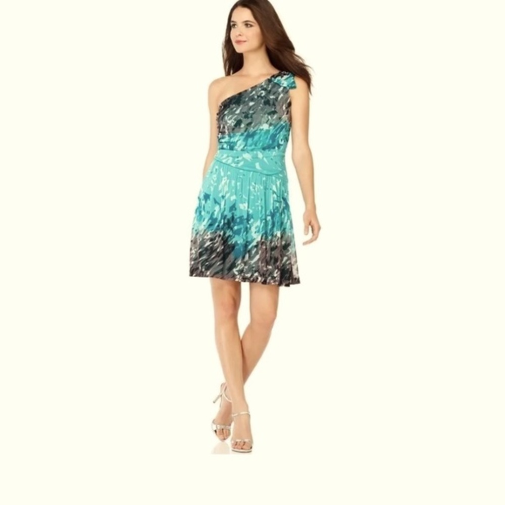 ⭐️ NINE WEST ~ Green & Gray One Shoulder Party Cocktail Dress- size 2